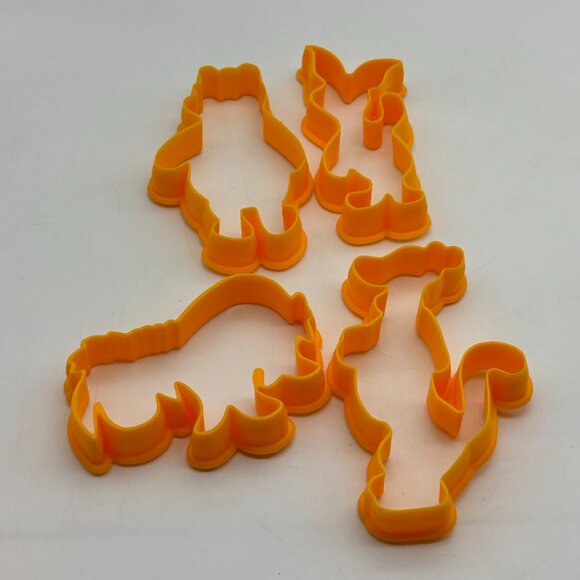 Disney Winnie the Pooh and Friends Plastic Character Cookie Cutters Set of Four - Picture 6 of 7